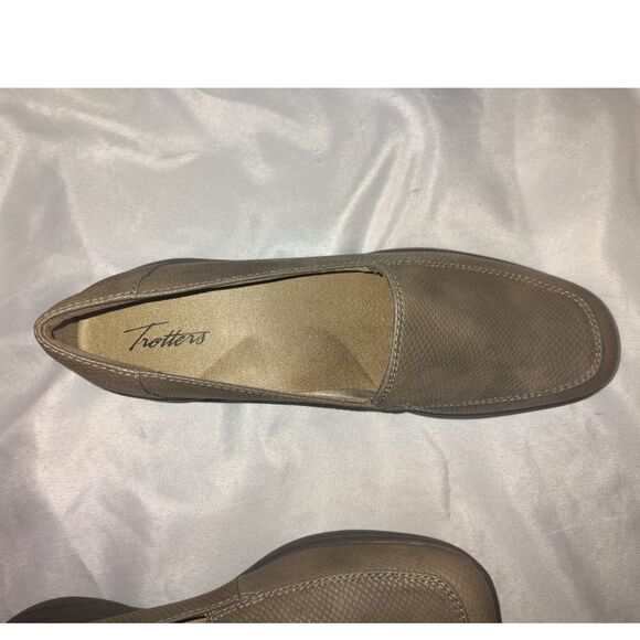 Trotters Women's Jacob Loafer Flat, Dark Taupe Size 12N Comfort Orthopedic - Picture 3 of 6
